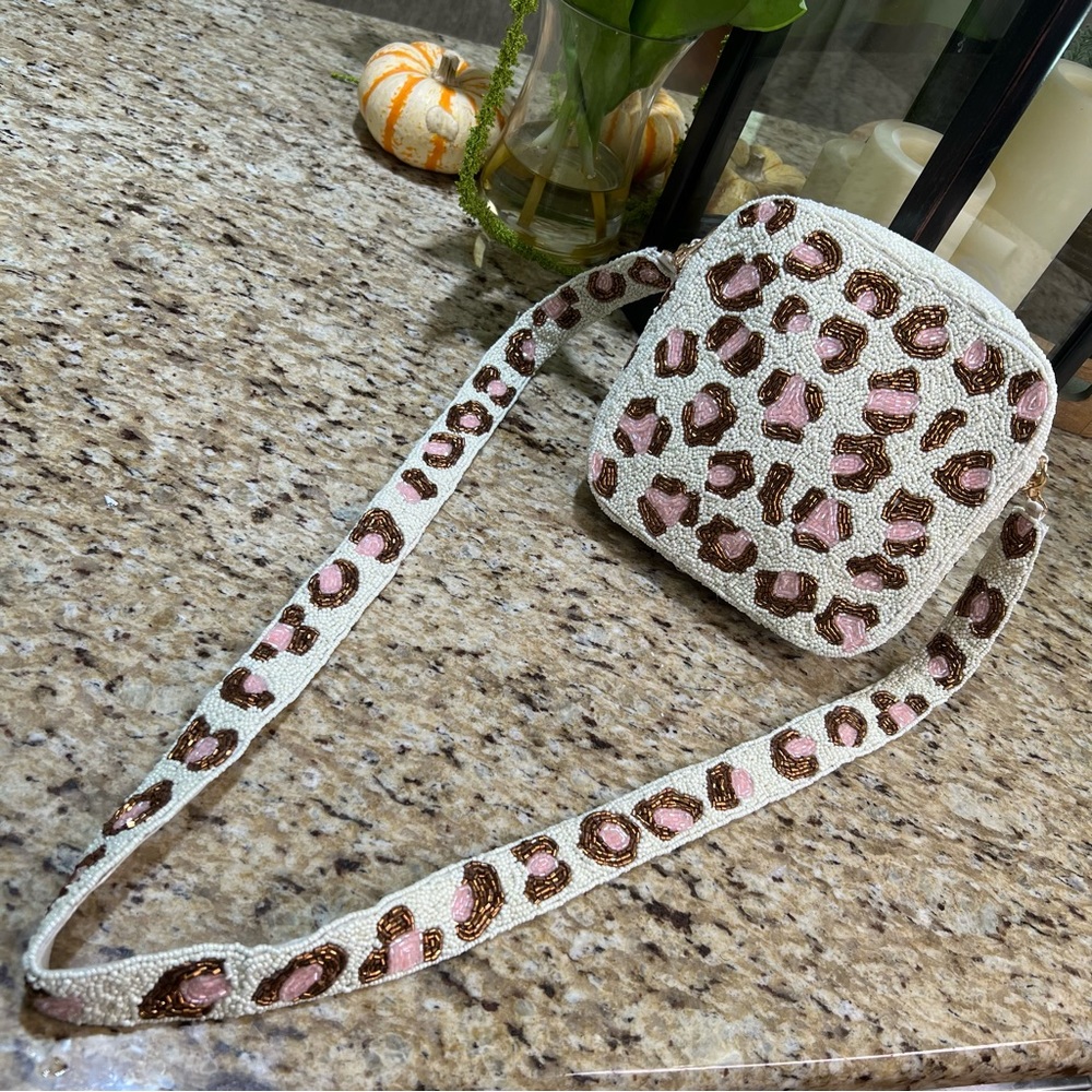 Pink Leopard Beautifully Beaded Box Crossbody Bag - Picture 5 of 12